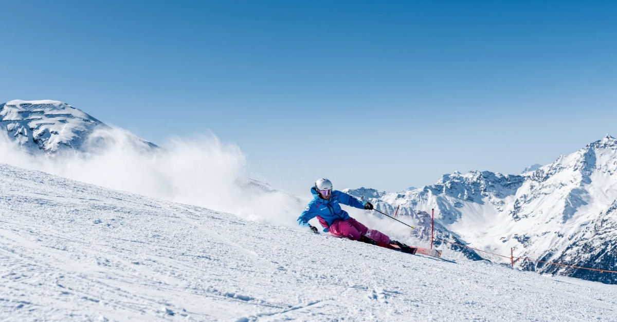 Sciatore con skipasss pay per use SnowitPass